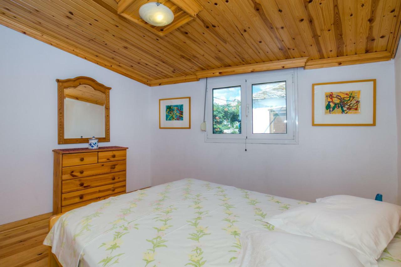 Spiti Ena Villa Theologos  Екстериор снимка