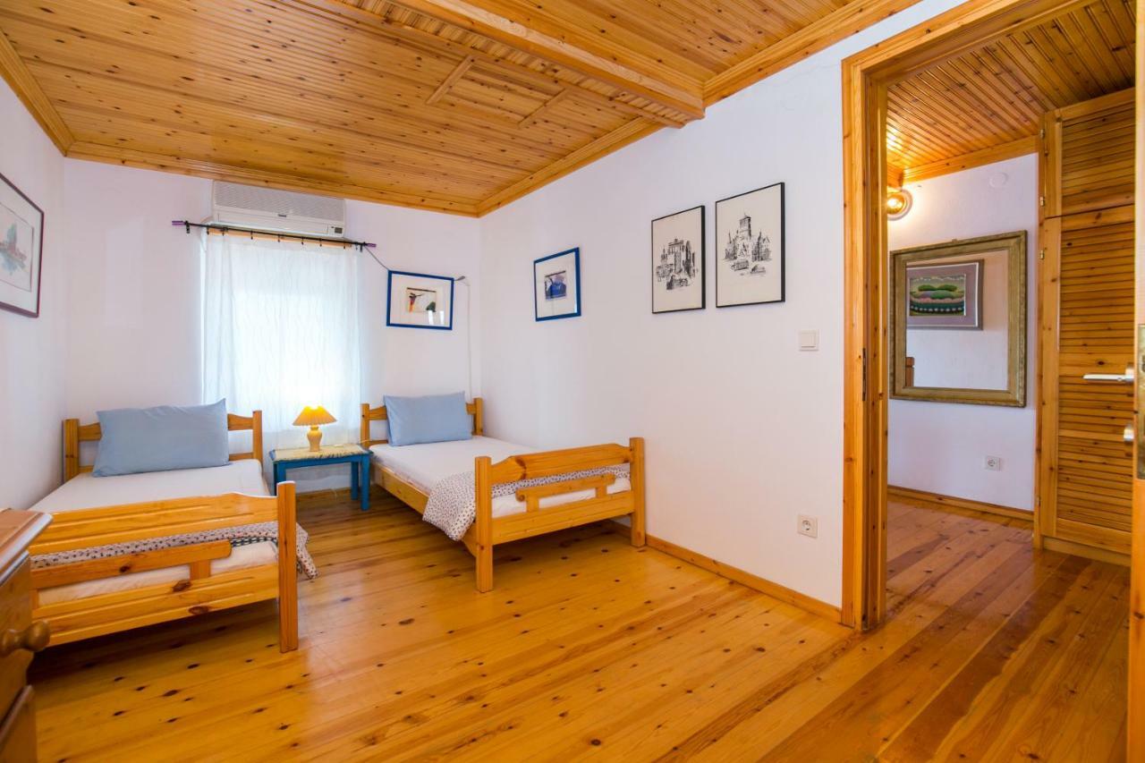 Spiti Ena Villa Theologos  Екстериор снимка